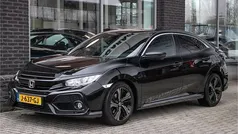 Zwart Gebruikt 2019 Honda Civic Elegance Hatchback | € 19.750 (Eerlijke prijs)