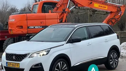 Wit Occasion 2018 Peugeot 5008 Allure SUV | € 9.950 (Goede deal)