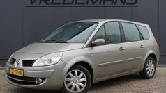 Gebruikt 2007 Renault Grand Scénic II MPV | € 2.750 (Eerlijke prijs)