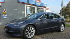 Grijs Gebruikt 2020 Tesla Model 3 Sedan | € 24.545 (Eerlijke prijs)