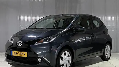 Occasion Toyota Aygo X-play 69 PK (50 kW) 2016 Hatchback