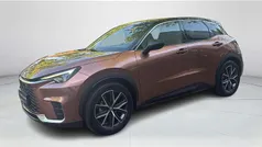 Bruin Nieuw 2025 Lexus LBX SUV | € 41.949 (Eerlijke prijs)