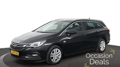 Zwart Gebruikt 2019 Opel Astra Edition Stationwagen | € 9.999 (Eerlijke prijs)