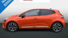 Gebruikt 2024 Renault Clio V Techno Hatchback | € 20.750 (Eerlijke prijs)