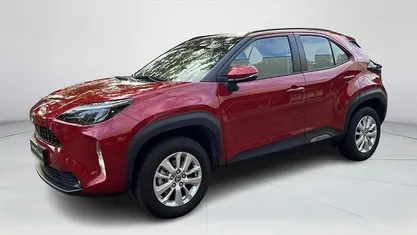 Rood Gebruikt 2024 Toyota Yaris Cross Active SUV | € 28.949 (Eerlijke prijs)