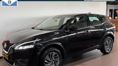 Zwart Gebruikt 2022 Nissan Qashqai Acenta SUV | € 20.950 (Eerlijke prijs)