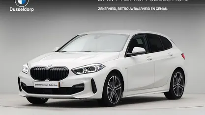 Wit Occasion 2021 BMW 118 Executive Hatchback | € 25.950 (Eerlijke prijs)