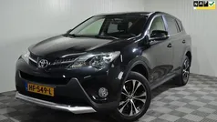 Zwart Gebruikt 2015 Toyota RAV4 Style SUV | € 19.750 (Eerlijke prijs)