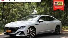 Wit Gebruikt 2022 VW Arteon Business+ Hatchback | € 35.650 (Eerlijke prijs)