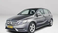 Gebruikt 2014 Mercedes B180 Prestige MPV | € 9.900 (Goede deal)