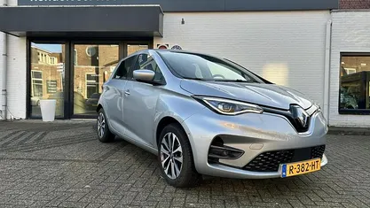 Grijs Occasion 2022 Renault Zoe Intens Hatchback | € 12.250 (Super prijs)
