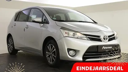 Grijs Gebruikt 2014 Toyota Verso MPV | € 13.899 (Eerlijke prijs)