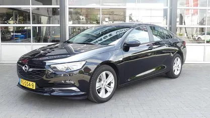 Occasion Opel Insignia Edition 165 PK (121 kW) 2017 Zwart Hatchback