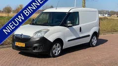 Wit Gebruikt 2013 Opel Combo MPV | € 3.745 (Eerlijke prijs)