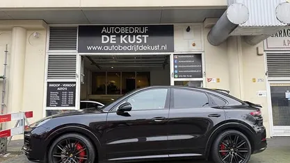 Gebruikt 2020 Porsche Cayenne Sport SUV | € 79.950 (Eerlijke prijs)