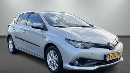 Gebruikt 2018 Toyota Auris Plus Hatchback | € 17.901 (Eerlijke prijs)