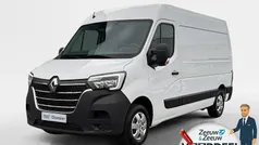 Licht mineraalwit qng Gebruikt 2024 Renault Master Van | € 23.935 (Goede deal)