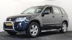 Zwart Gebruikt 2006 Suzuki Grand Vitara Exclusive SUV | € 4.350 (Eerlijke prijs)