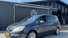 Gebruikt 2006 Opel Zafira Executive MPV | € 1.950 (Eerlijke prijs)