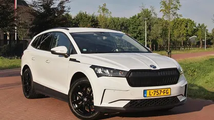Wit Gebruikt 2021 Skoda Enyaq iV SUV | € 25.490 (Eerlijke prijs)