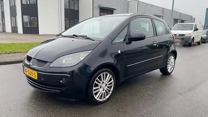Zwart Occasion 2008 Mitsubishi Colt Hatchback | € 1.499 (Eerlijke prijs)