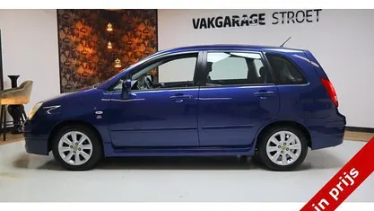 Gebruikt 2004 Suzuki Liana Hatchback | € 3.250 (Eerlijke prijs)