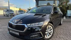 Zwart Gebruikt 2023 Skoda Octavia Business Line Stationwagen | € 27.995 (Eerlijke prijs)