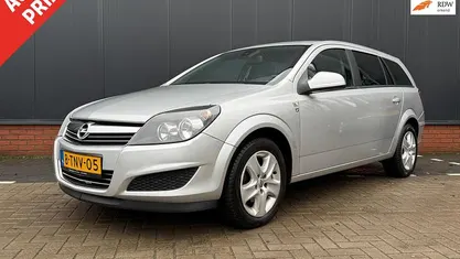 Gebruikt 2014 Opel Astra Edition Stationwagen | € 3.995 (Super prijs)
