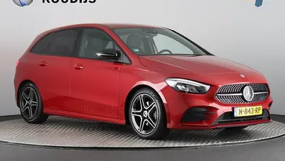 Occasion Mercedes B180 Business 136 PK (100 kW) 2021 MPV