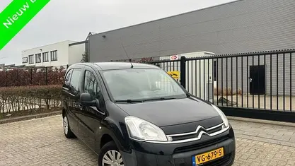 Zwart Gebruikt 2014 Citroën Berlingo MPV | € 2.999 (Goede deal)