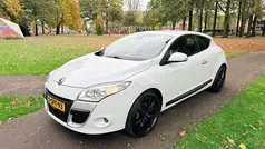 Wit Gebruikt 2009 Renault Mégane Coupé Business Coupé | € 4.599 (Eerlijke prijs)