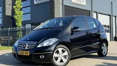 Zwart, metallic lak Gebruikt 2011 Mercedes A160 Avantgarde MPV | € 6.750 (Eerlijke prijs)
