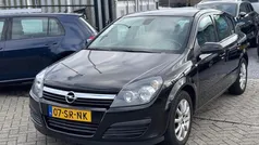 Zwart Gebruikt 2006 Opel Astra Cosmo Hatchback | € 1.950 (Eerlijke prijs)