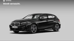 Zwart Gebruikt 2020 BMW 118 Executive Hatchback | € 25.880 (Eerlijke prijs)