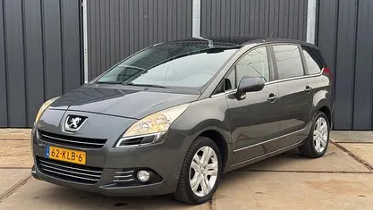 Gebruikt 2009 Peugeot 5008 MPV | € 3.450 (Eerlijke prijs)