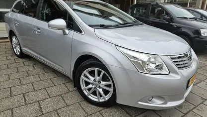 Grijs Gebruikt 2011 Toyota Avensis Business Edition Stationwagen | € 10.950 (Eerlijke prijs)