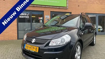Zwart Gebruikt 2009 Suzuki SX4 MPV | € 5.299 (Eerlijke prijs)