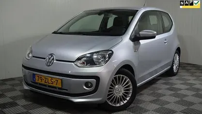Occasion VW up! high up! 75 PK (55 kW) 2013 Grijs (metallic) Hatchback