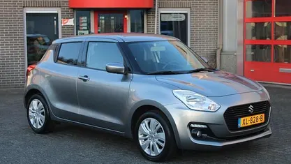 Grijs Gebruikt 2019 Suzuki Swift Hatchback | € 11.999 (Eerlijke prijs)