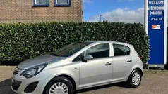 Grijs, metallic lak Gebruikt 2014 Opel Corsa Selection Hatchback | € 5.499 (Eerlijke prijs)