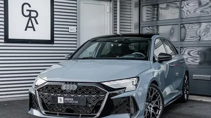 Gebruikt 2025 Audi RS3 Sportback S-Line Hatchback | € 109.950