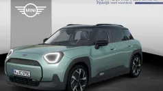 Gebruikt 2025 Mini Aceman Classic SUV | € 39.903 (Eerlijke prijs)