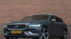 Gebruikt 2020 Volvo V60 Inscription Stationwagen | € 30.950 (Eerlijke prijs)