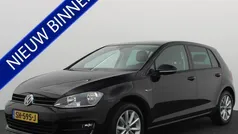 Zwart Gebruikt 2015 VW Golf VII Edition Hatchback | € 11.888 (Eerlijke prijs)