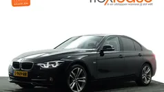 Zwart metallic Gebruikt 2018 BMW 318 Executive Sedan | € 19.900 (Goede deal)