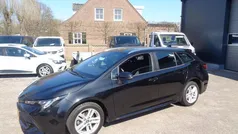 Zwart Gebruikt 2020 Toyota Corolla Active Stationwagen | € 18.995 (Eerlijke prijs)