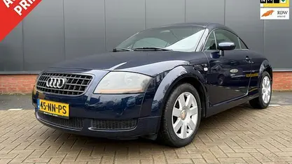 Blauw (metallic) Gebruikt 2004 Audi TT Coupé | € 6.495 (Eerlijke prijs)