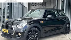 Gebruikt 2018 Mini ONE Pepper Hatchback | € 12.849 (Eerlijke prijs)