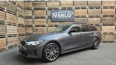 Grijs Gebruikt 2021 BMW 330 Executive Stationwagen | € 32.950 (Goede deal)