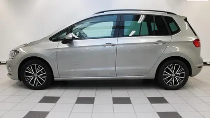 Occasion VW Golf Sportsvan Highline 110 PK (80 kW) 2017 MPV